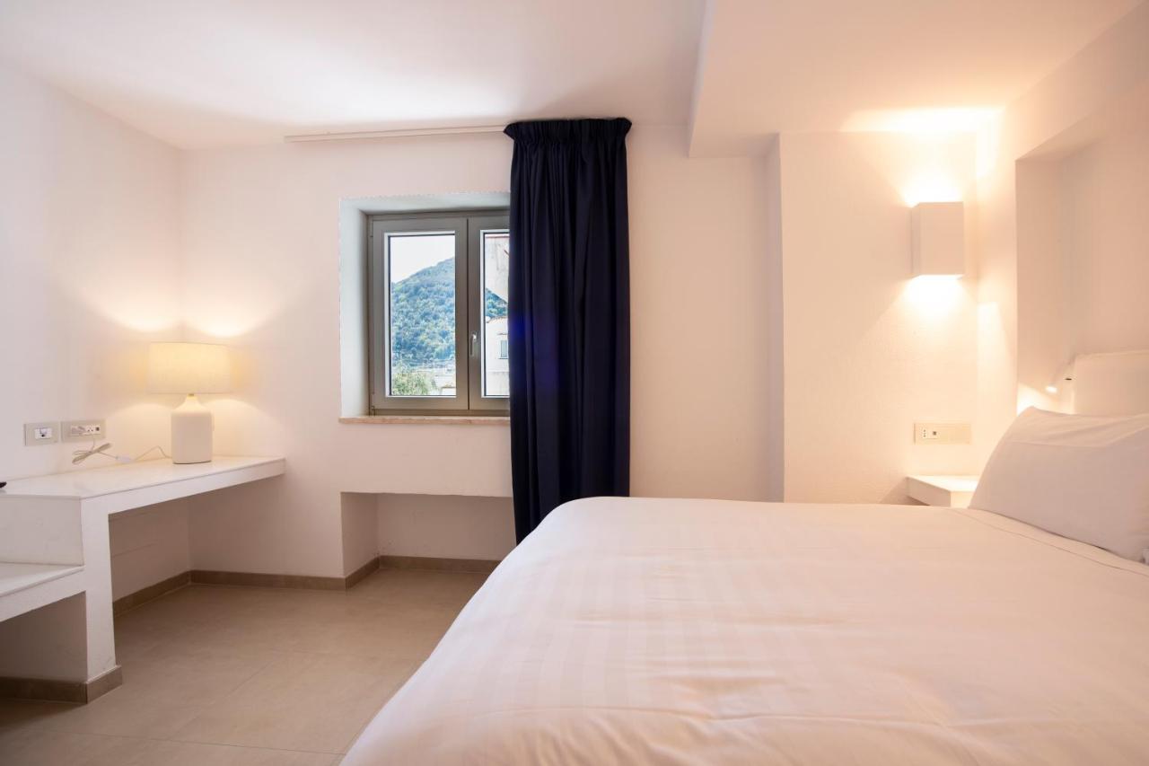 Pagoda Lifestyle Hotel Ischia Bagian luar foto